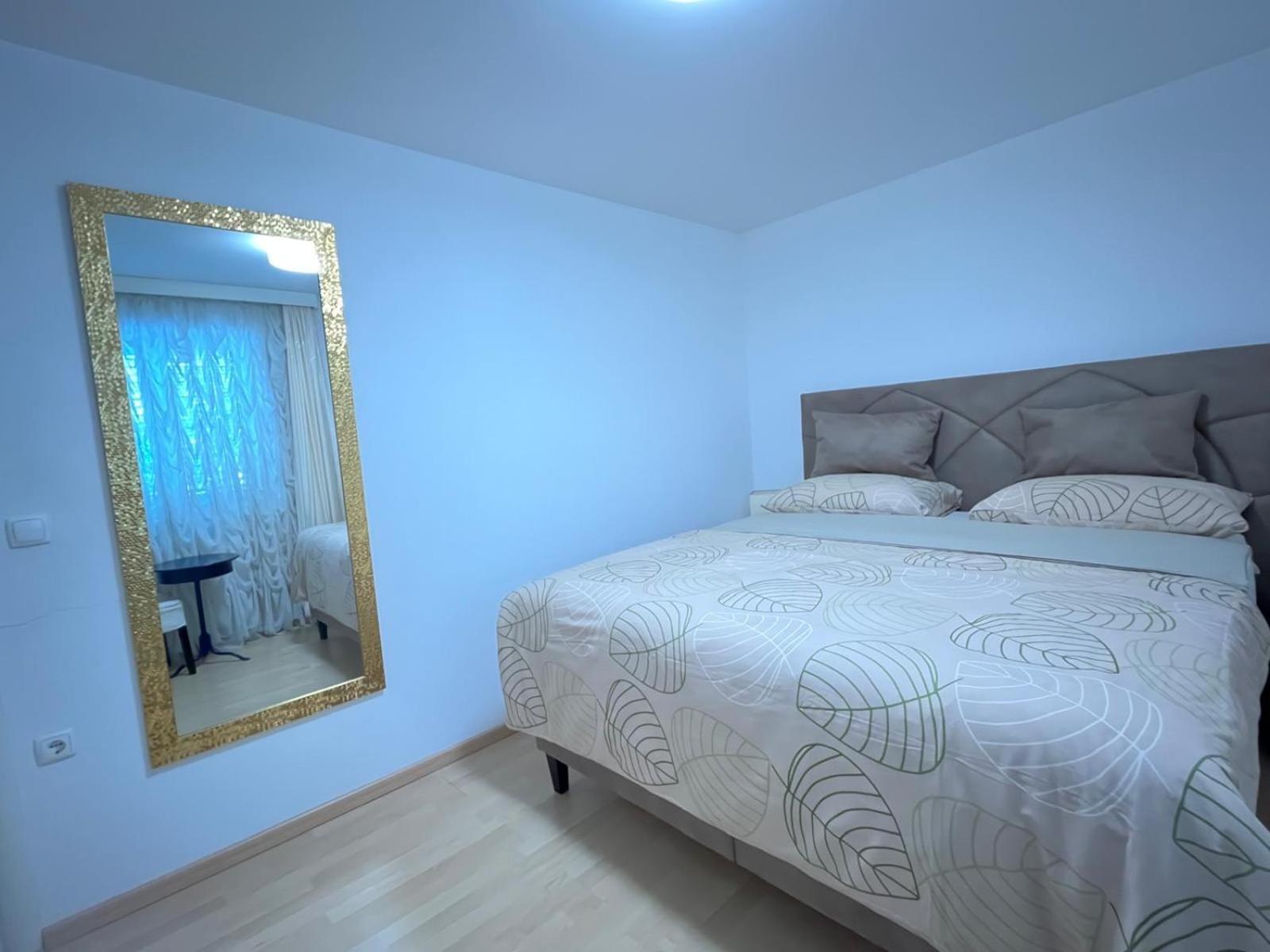Apartments Villa Slavica Ичичи Экстерьер фото
