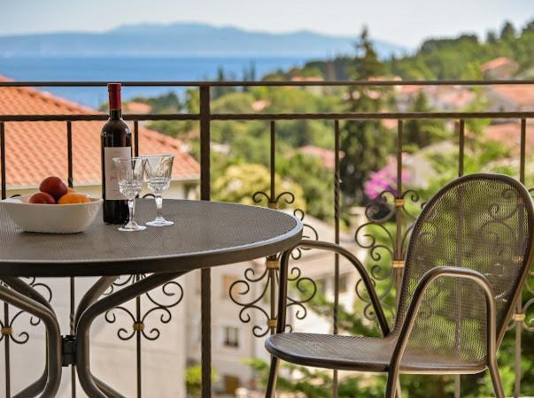 Apartments Villa Slavica Ичичи Экстерьер фото